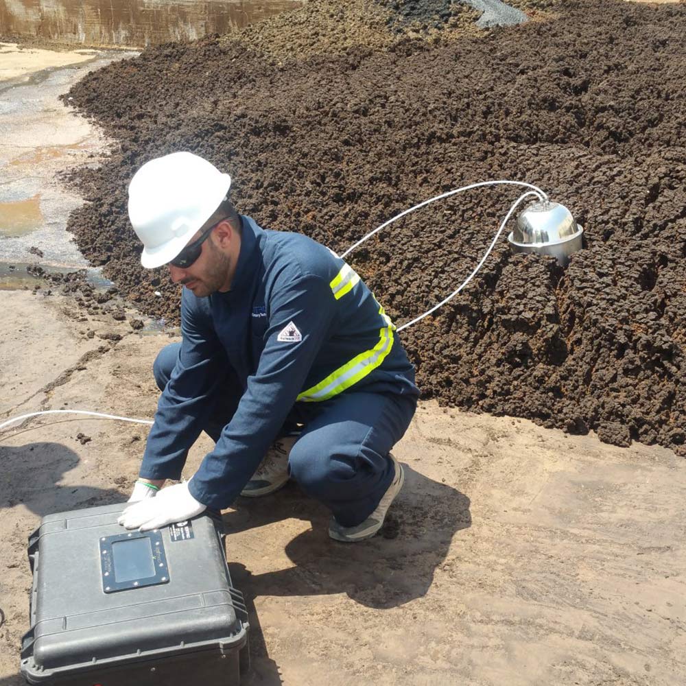 Source Sampling Vacuum Chamber Sampler in a compost bed
